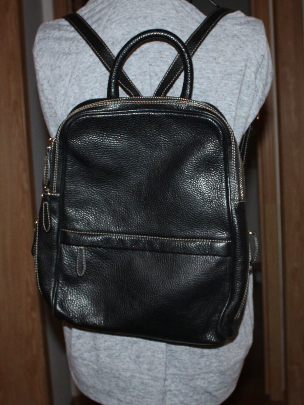 Giostra Black Leather Backpack Made in Italy Catchall Bag Pocketbook Purse